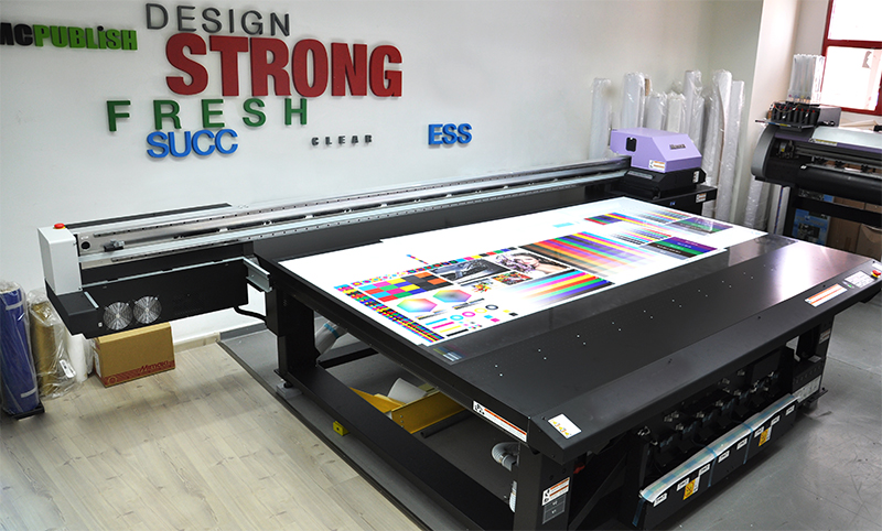 הדפסה על זכוכית